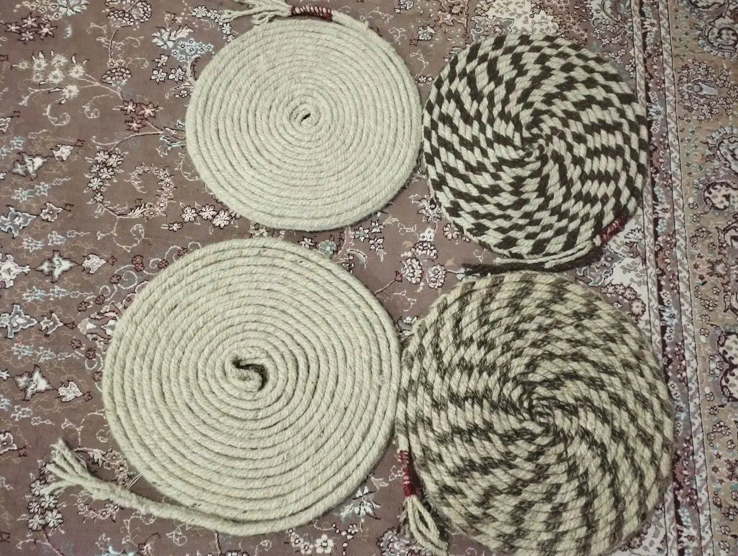 ریسمان پشمی|گلیم، جاجیم، گبه|نورآباد, |دیوار