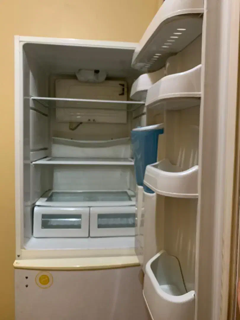 یخجال نیم فریزر و تمام فریزر|یخچال و فریزر|تبریز, |دیوار