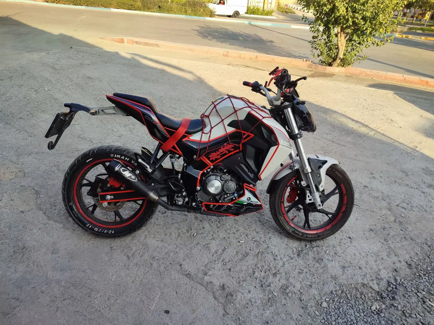 بنلی 180 بنلی 300|موتورسیکلت|خمینی‌شهر, |دیوار