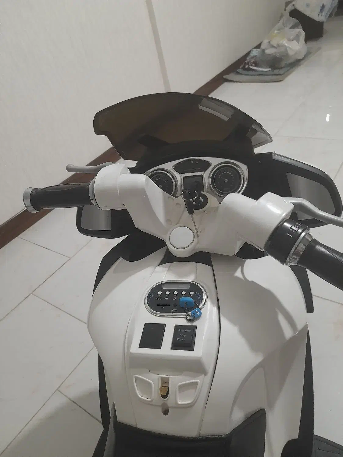 موتور شارژی سایز بزرگ|اسباب‌بازی بچه|پردیس, فاز ۱۱|دیوار