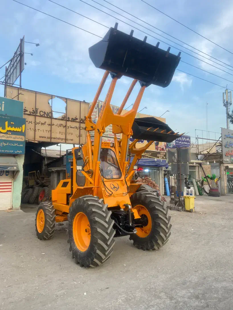 تراکتور رومانی بیل عقب|خودرو سنگین|مشهد, امیریه|دیوار