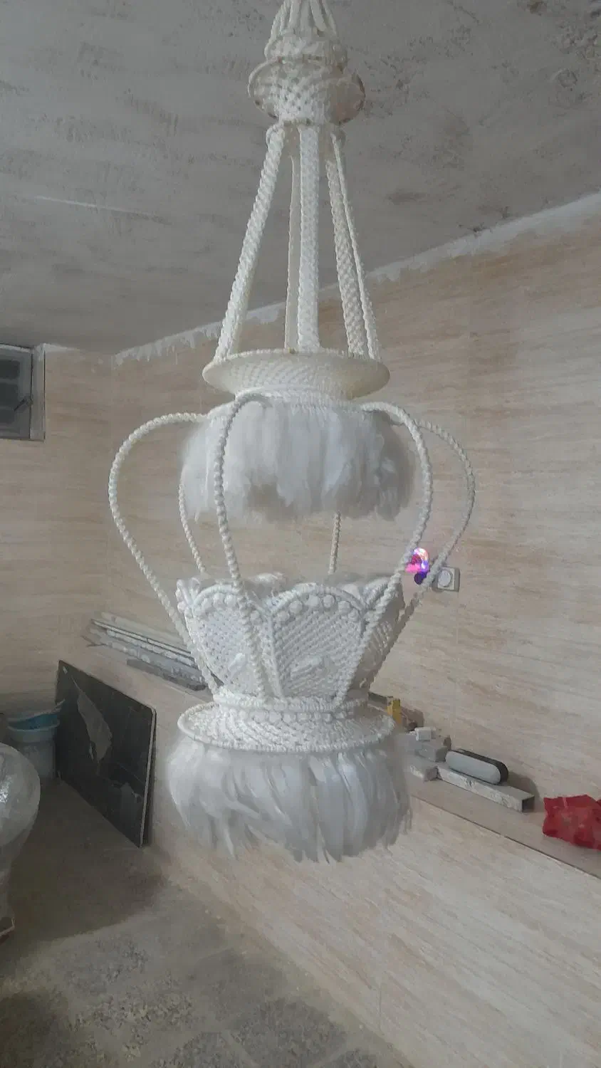 یک عدد آویز تمیز به فروش میرسد|لوستر و چراغ آویز|نجفآباد, حومه نجف آباد|دیوار