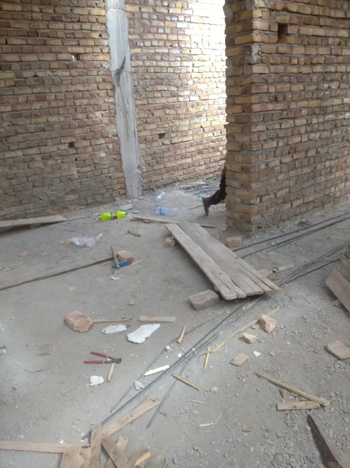 نیاز به کارگر|استخدام معماری، عمران و ساختمانی|سراوان, |دیوار