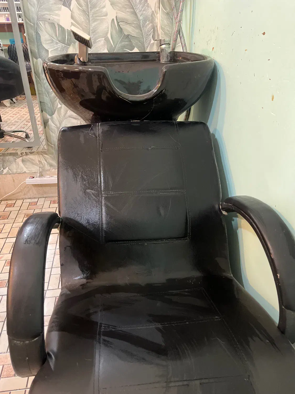 سرشور فروش فوری|آرایشگاه و سالن‌های زیبایی|اندیشه, اندیشه فاز ۴|دیوار