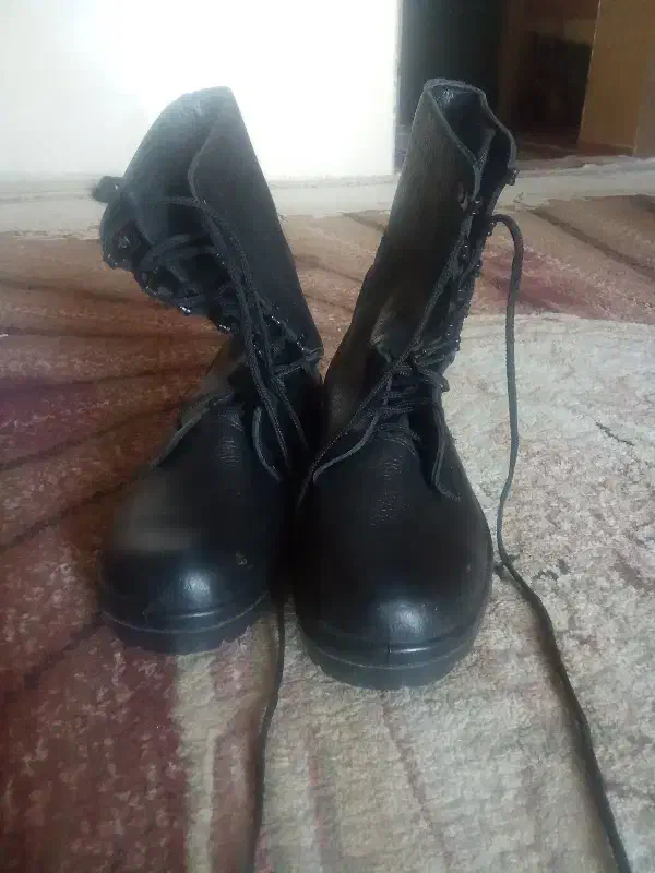 یه جفت پوتی|کیف، کفش، کمربند|رامهرمز, |دیوار