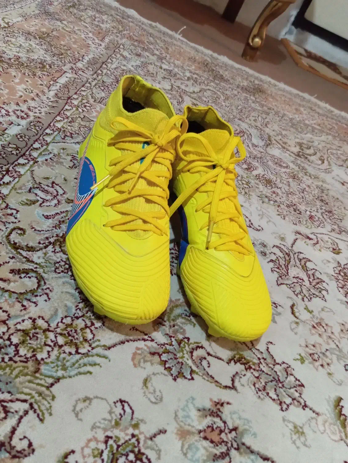 کفش فوتبال|کیف، کفش، کمربند|تبریز, |دیوار