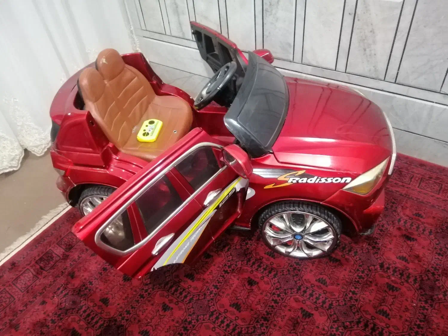 ماشین شارژی پرادو کنترل دار باطری نو قوی و سرعتی|اسباببازی|اصفهان, آزادان|دیوار