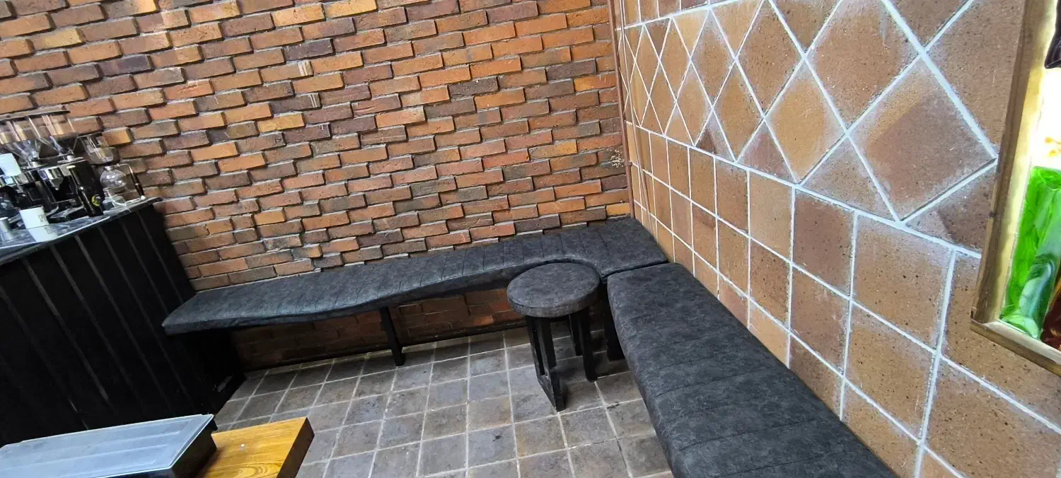 نیمکت پاف ،وصندلی ال به صورت یکجا|صندلی و نیمکت|شهرکرد, |دیوار