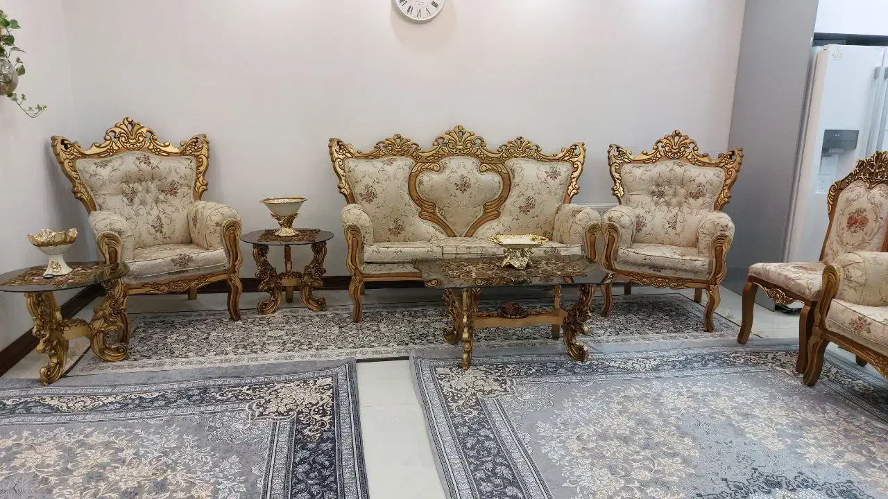 مبل سلطنتی 7نفره میز غذا خوری 4نفره|مبلمان خانگی و میز عسلی|تهران, صاحب الزمان|دیوار