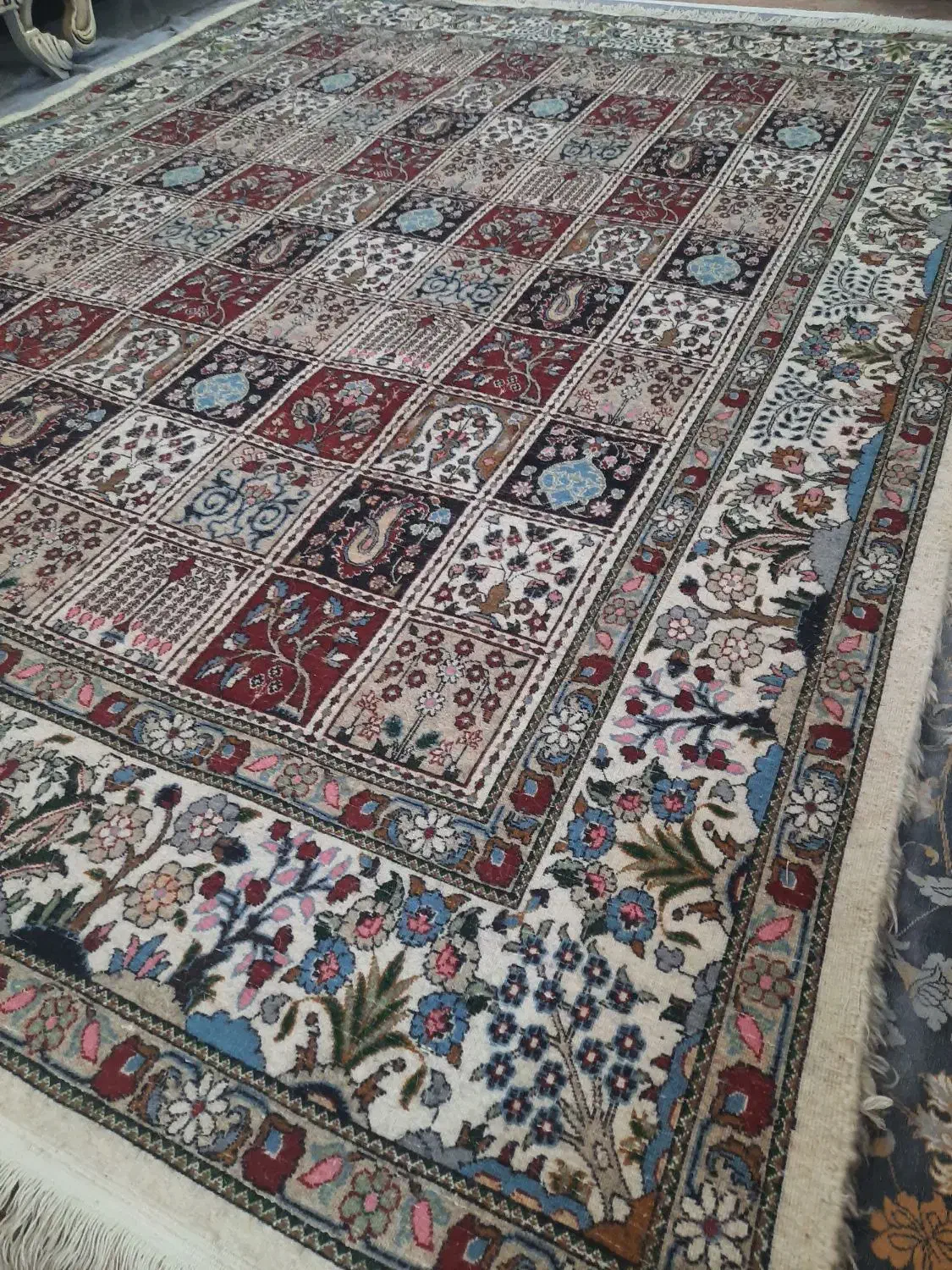 قالی دستباف خشتی ۵متری نو ۲در۲.۵۰زیباوچشم نواز|فرش|قم, زنبیل آباد|دیوار