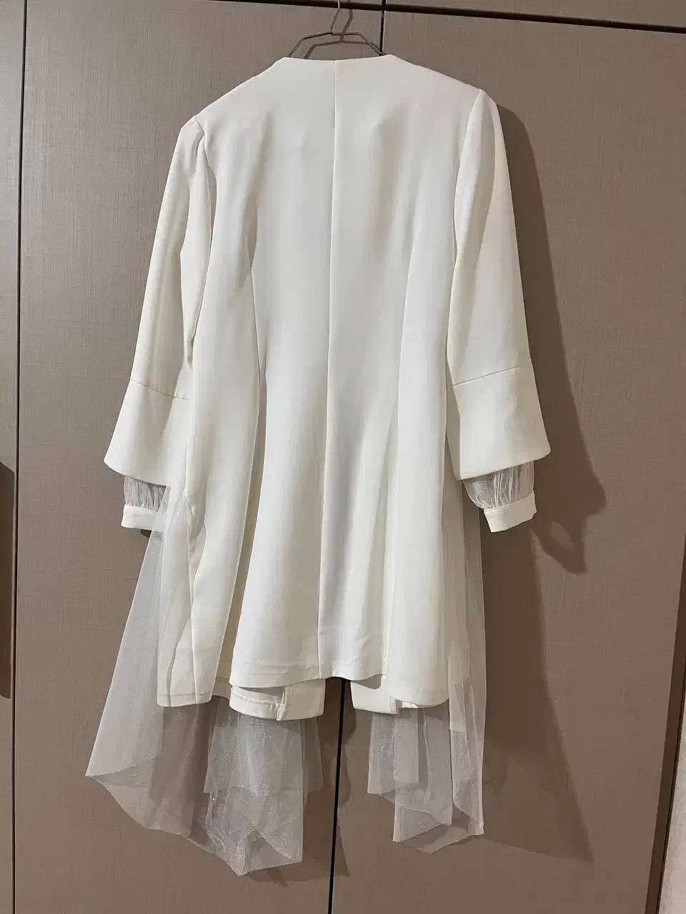 مانتو سفید مجلسی|لباس|تویسرکان, |دیوار