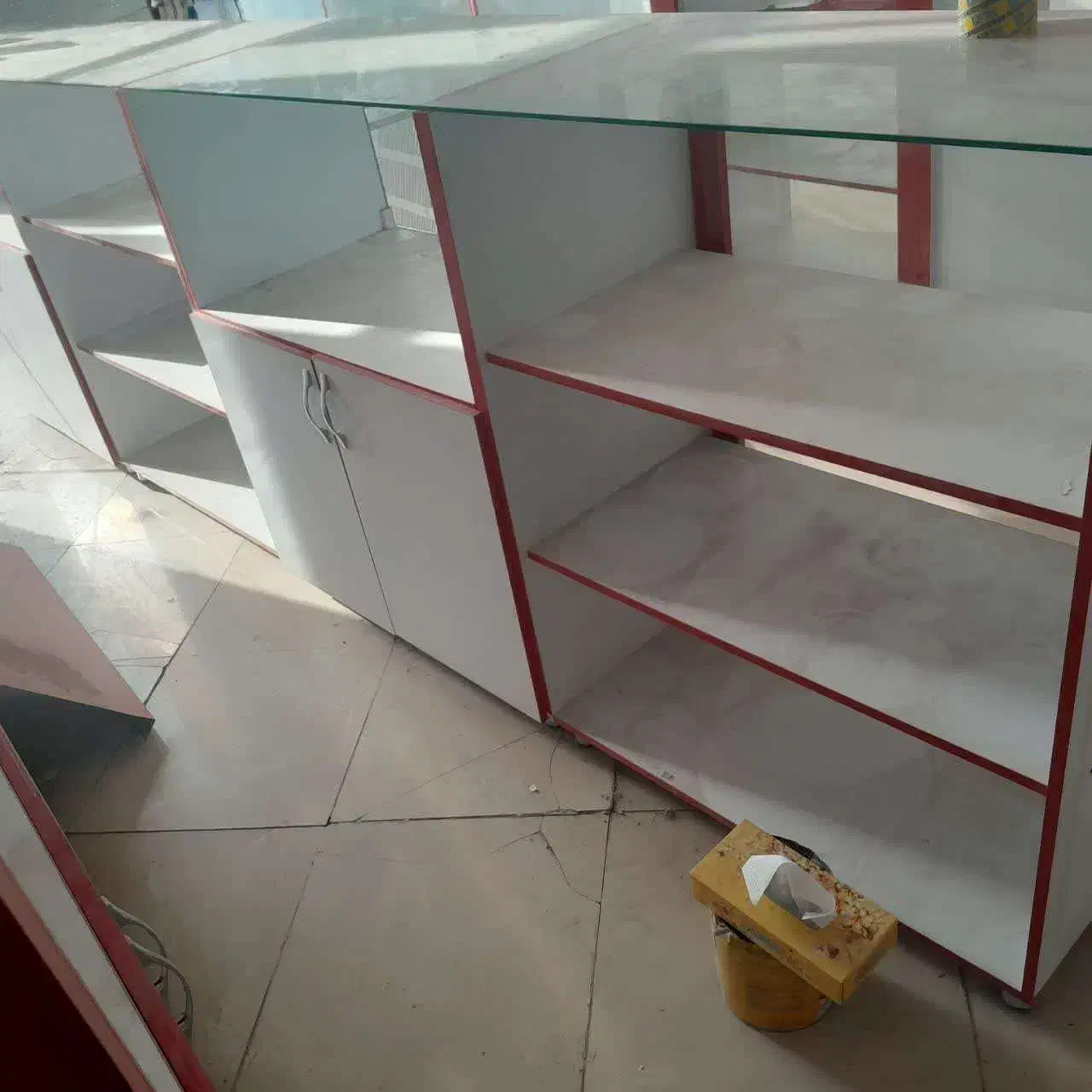 ویترین وکمد|فروشگاه و مغازه|بافق, |دیوار