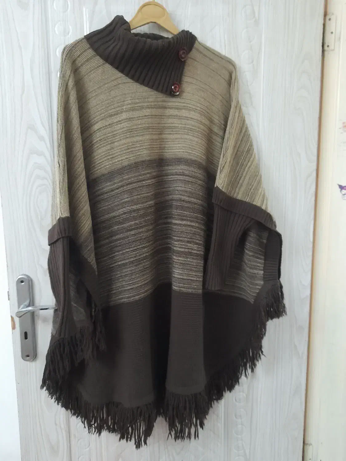 بافت زنانه|لباس|رشت, باهنر|دیوار