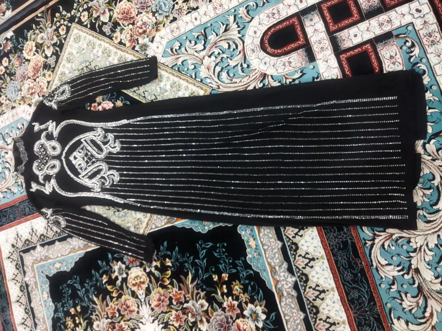 لباس مجلسی|لباس|پارس‌آباد, |دیوار