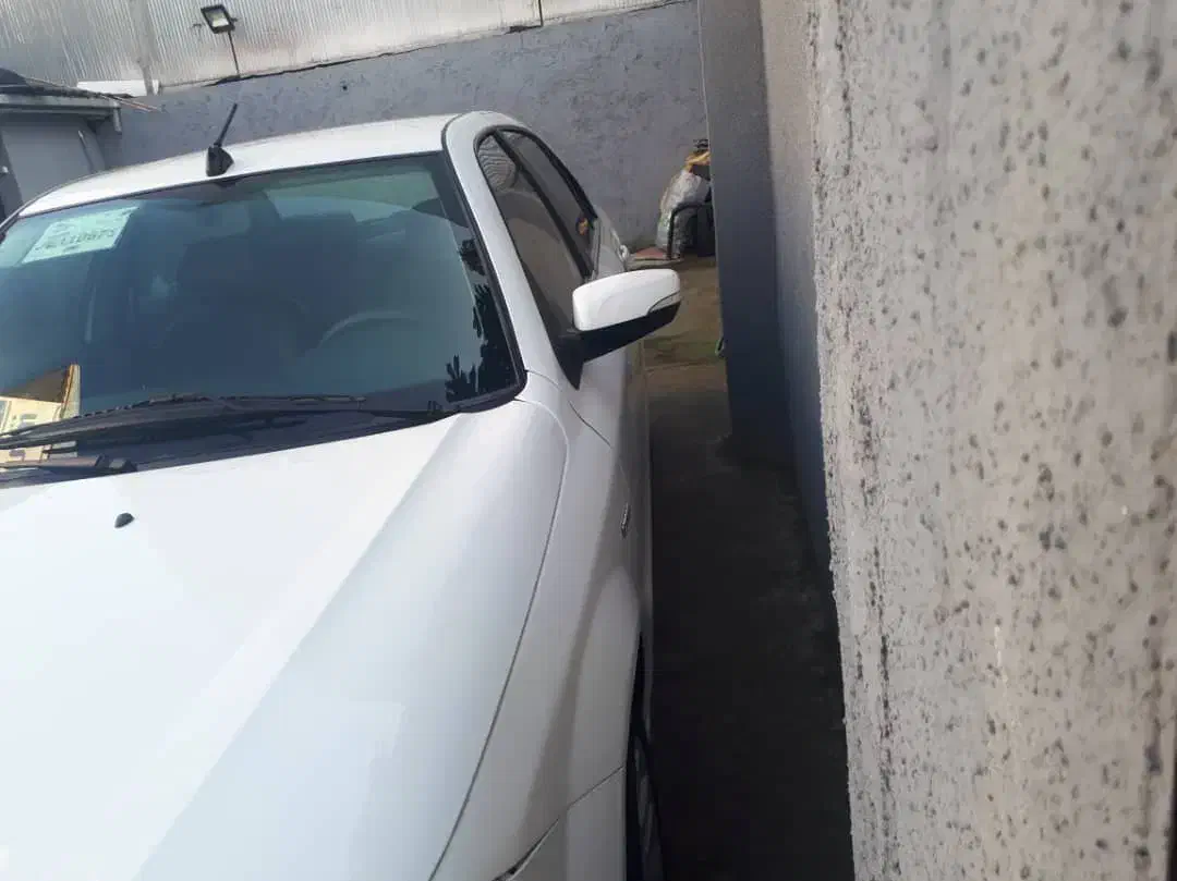 فروش دنا مدل ۹۷ بسیار تمیز|خودرو سواری و وانت|رشت, آزادگان|دیوار