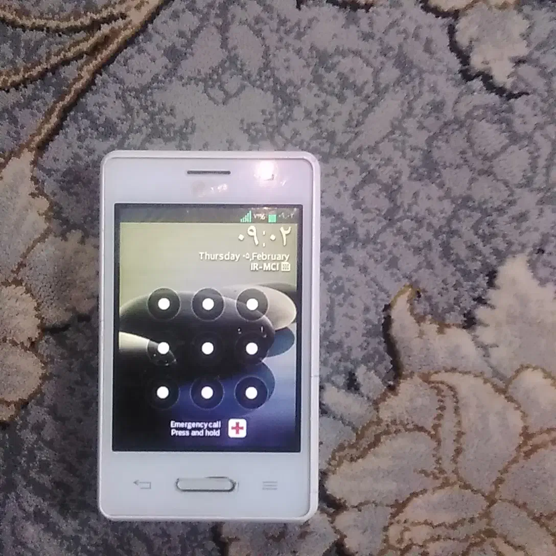 گوشی ال جی سالم معاوضه هم دارم|موبایل|مشهد, موعود|دیوار