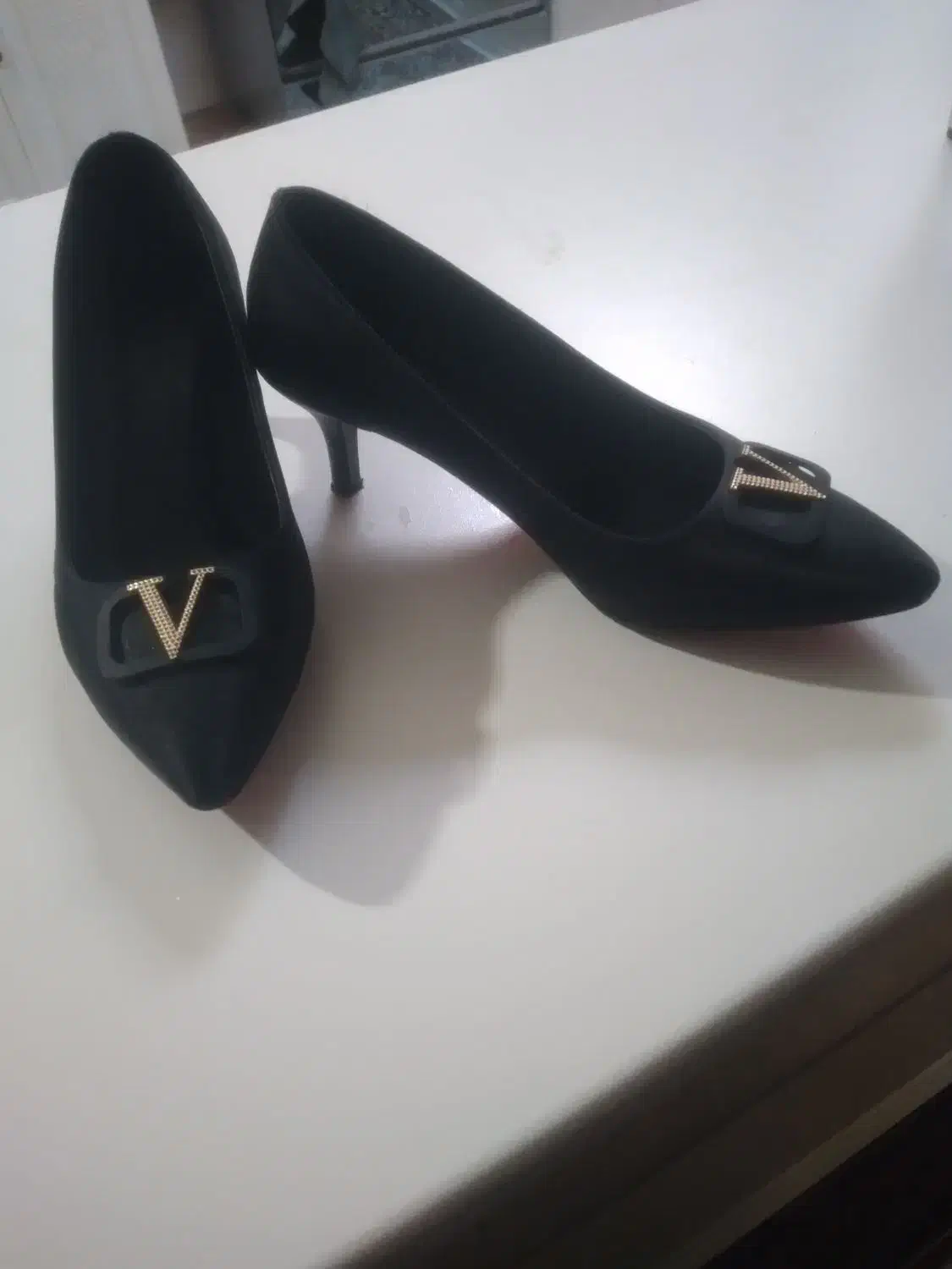 دو جفت کفش پاشنه بلند|کیف، کفش، کمربند|سلماس, |دیوار