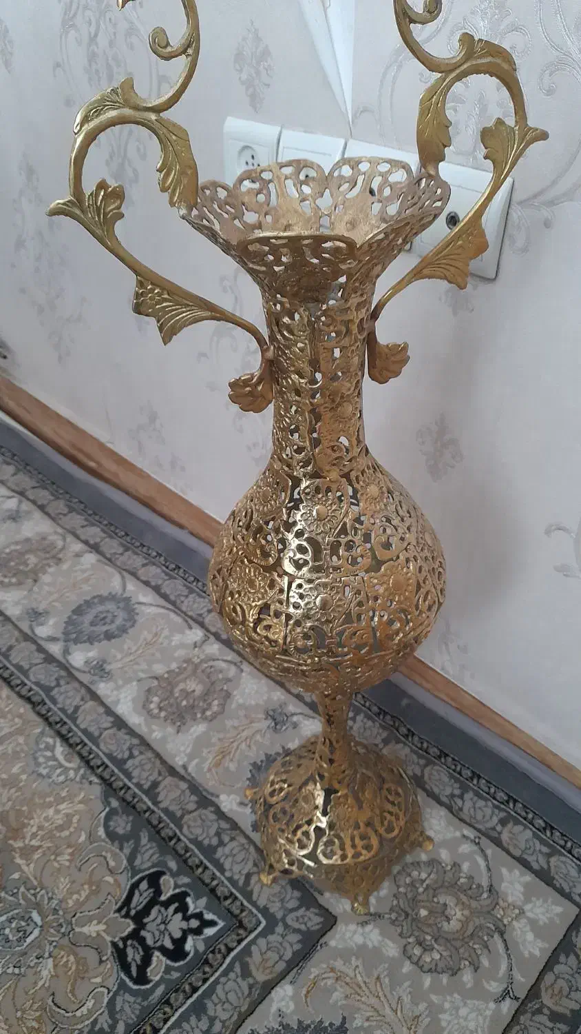 گلدان برنز|صنایع دستی و سایر لوازم تزئینی|چهاردانگه (تهران), |دیوار