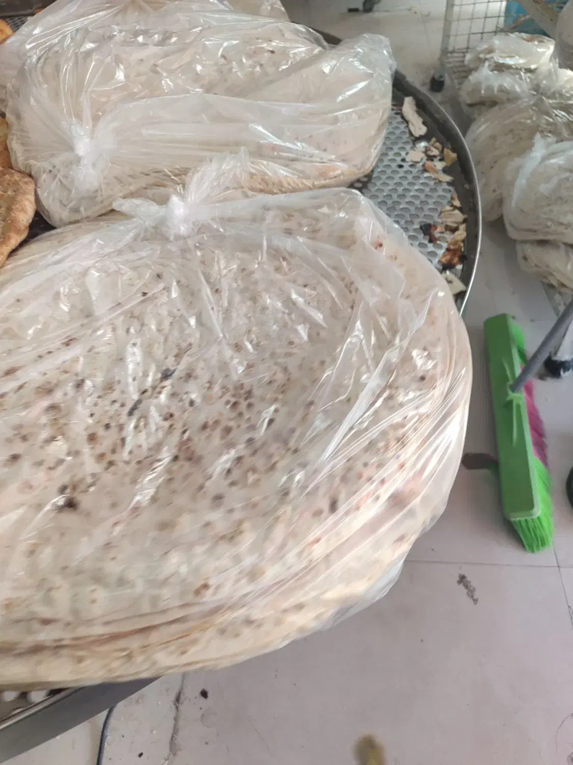 کارگر ساده تافتون|استخدام خدمات فروشگاه و رستوران|تهران, سازمان آب|دیوار