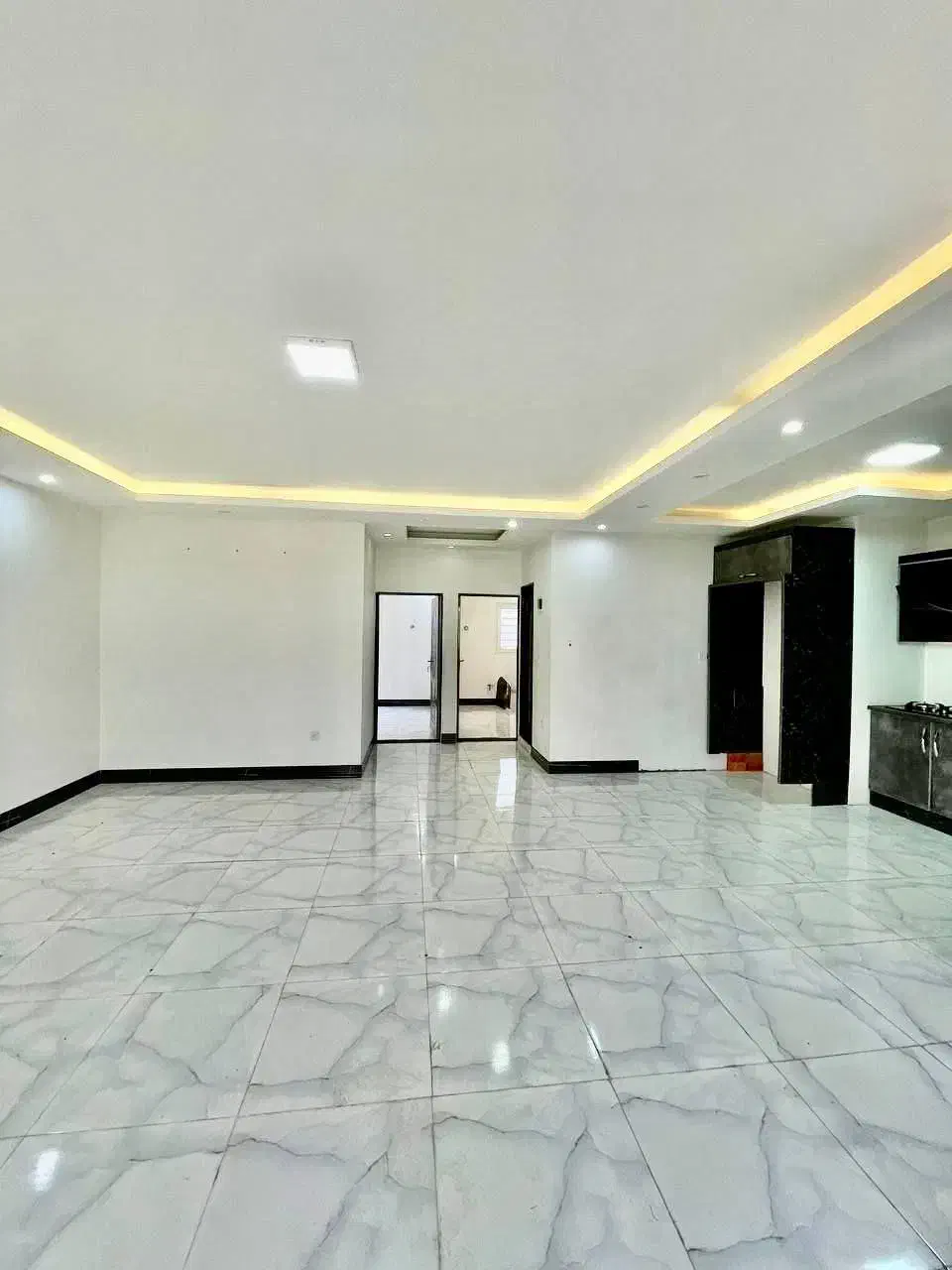 ویلامدرن سنددار//نزدیک امکانات رفاهی|فروش خانه و ویلا|چمستان, |دیوار