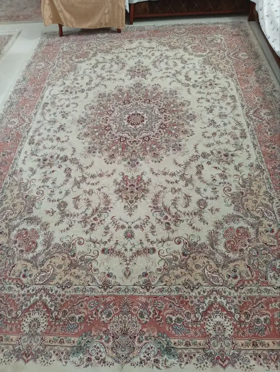 فرش|فرش|قم, بنیاد|دیوار