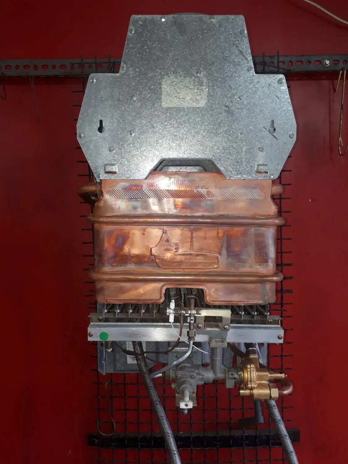 ابگرمکن دیواریبا|آبگرمکن، پکیج، شوفاژ|صومعهسرا, |دیوار