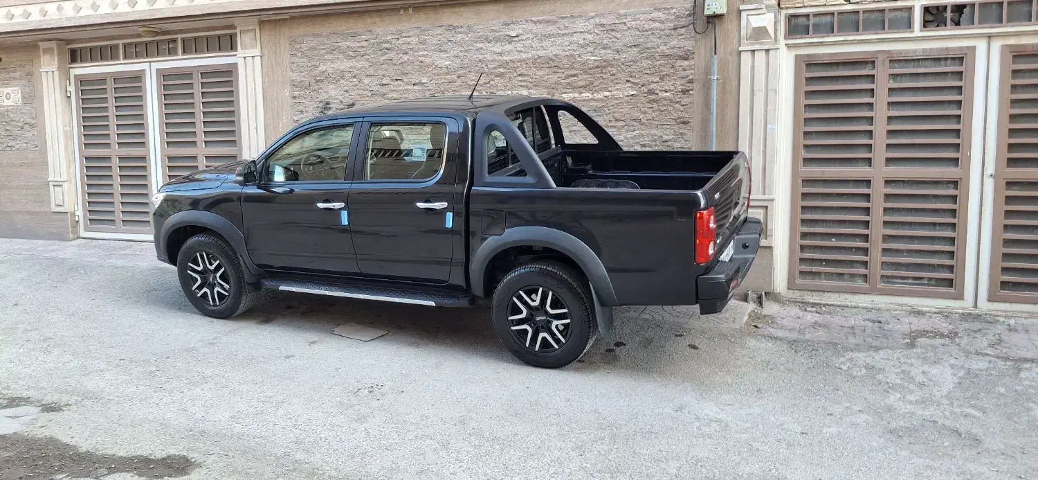 کی ام سی t8مدل 1401|خودرو سواری و وانت|خرم‌آباد, |دیوار