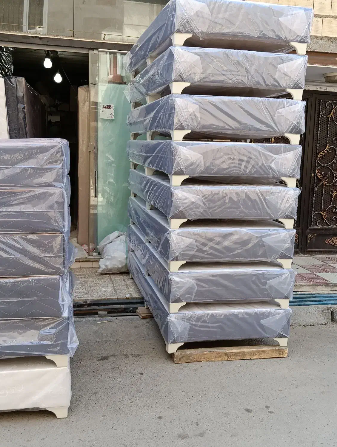 تخت باکس هتلی تمام کلاف200×90|تشک تختخواب|تهران, اکباتان|دیوار