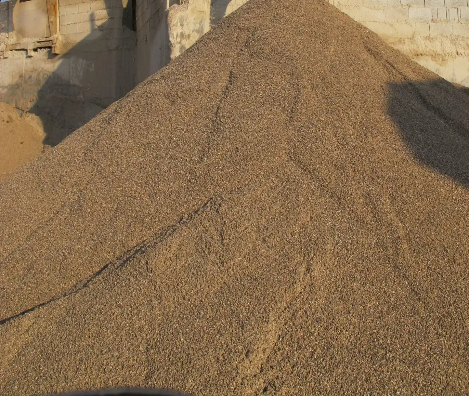 شن شسته|مصالح و تجهیزات ساختمان|بیرجند, |دیوار