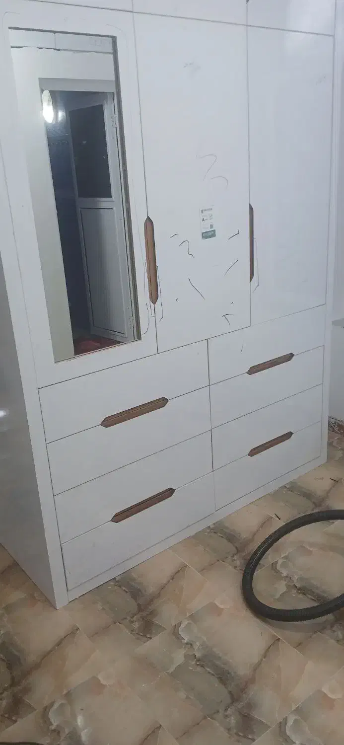 کمد و مصنوعات چوبی|جاکفشی، کمد، دراور|سنندج, |دیوار