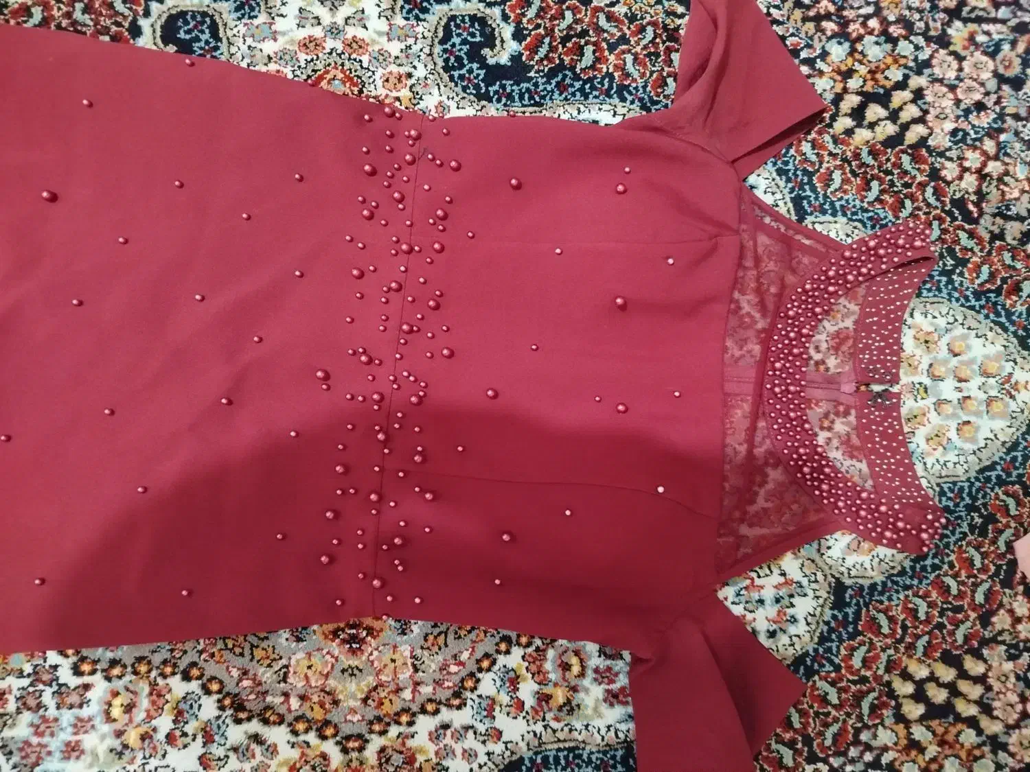 لباس مجلسی|لباس|گرگان, |دیوار