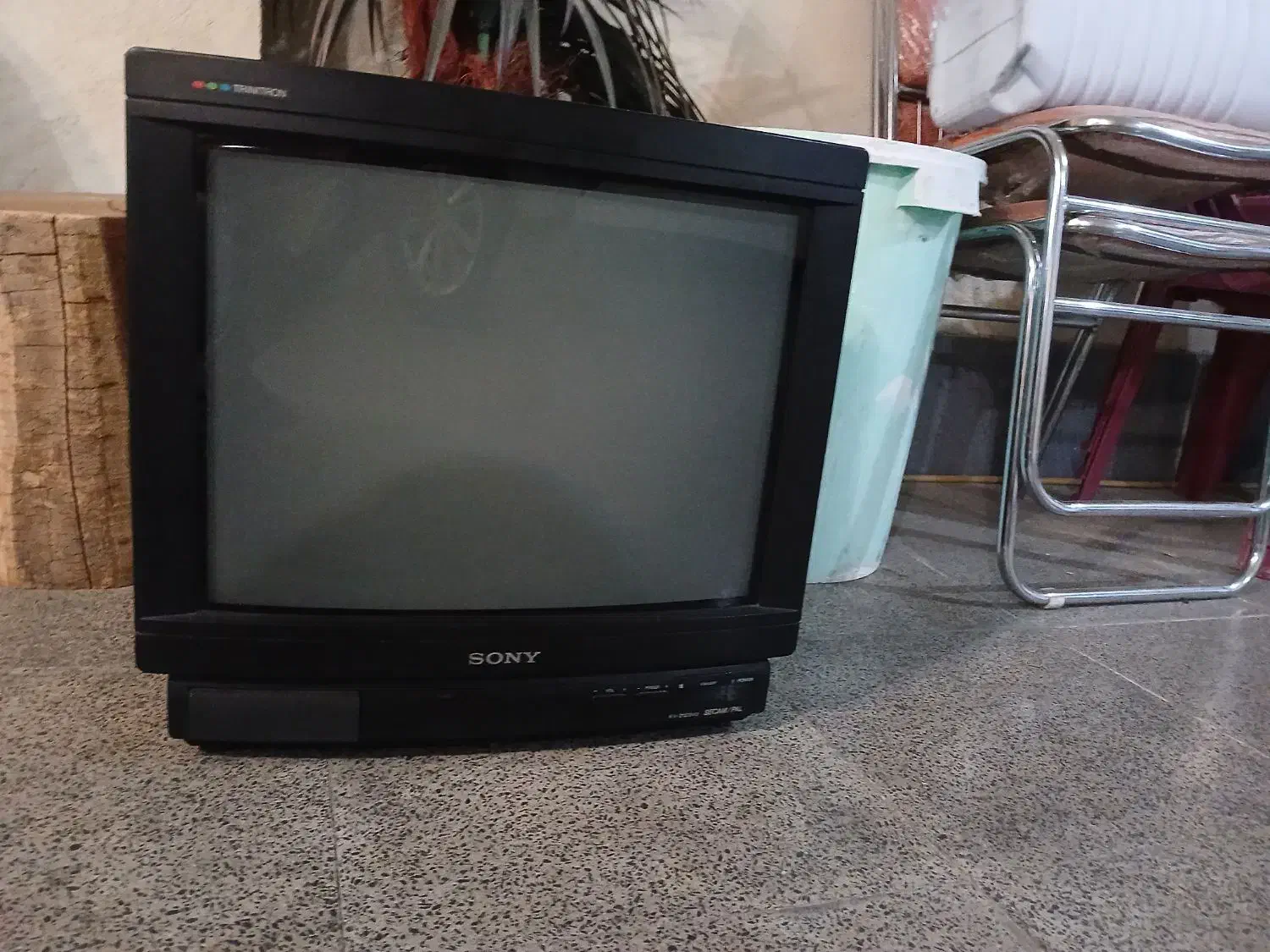 تلویزیون رنگی قدیمی|تلویزیون و پروژکتور|تهران, علم و صنعت|دیوار