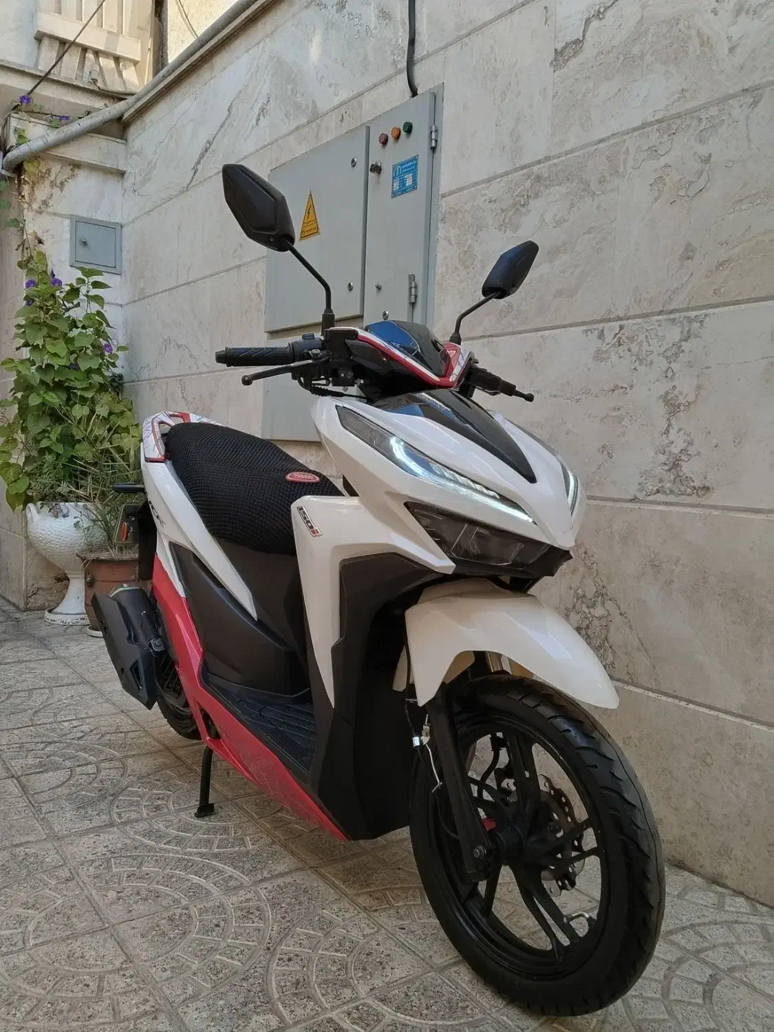 موتور های کلیک ۱۴۰۲ سلامت بدون خط و خش|موتورسیکلت|اسلام‌شهر, مطهری|دیوار