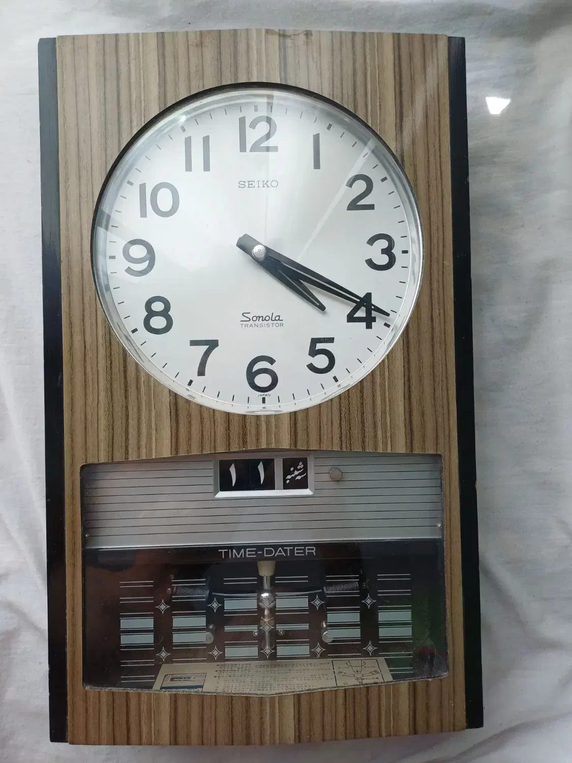 ساعت دیواری ژاپنی سیکو عتیقه سالم در حد نو|کلکسیون و سرگرمی|اصفهان, شهرستان|دیوار