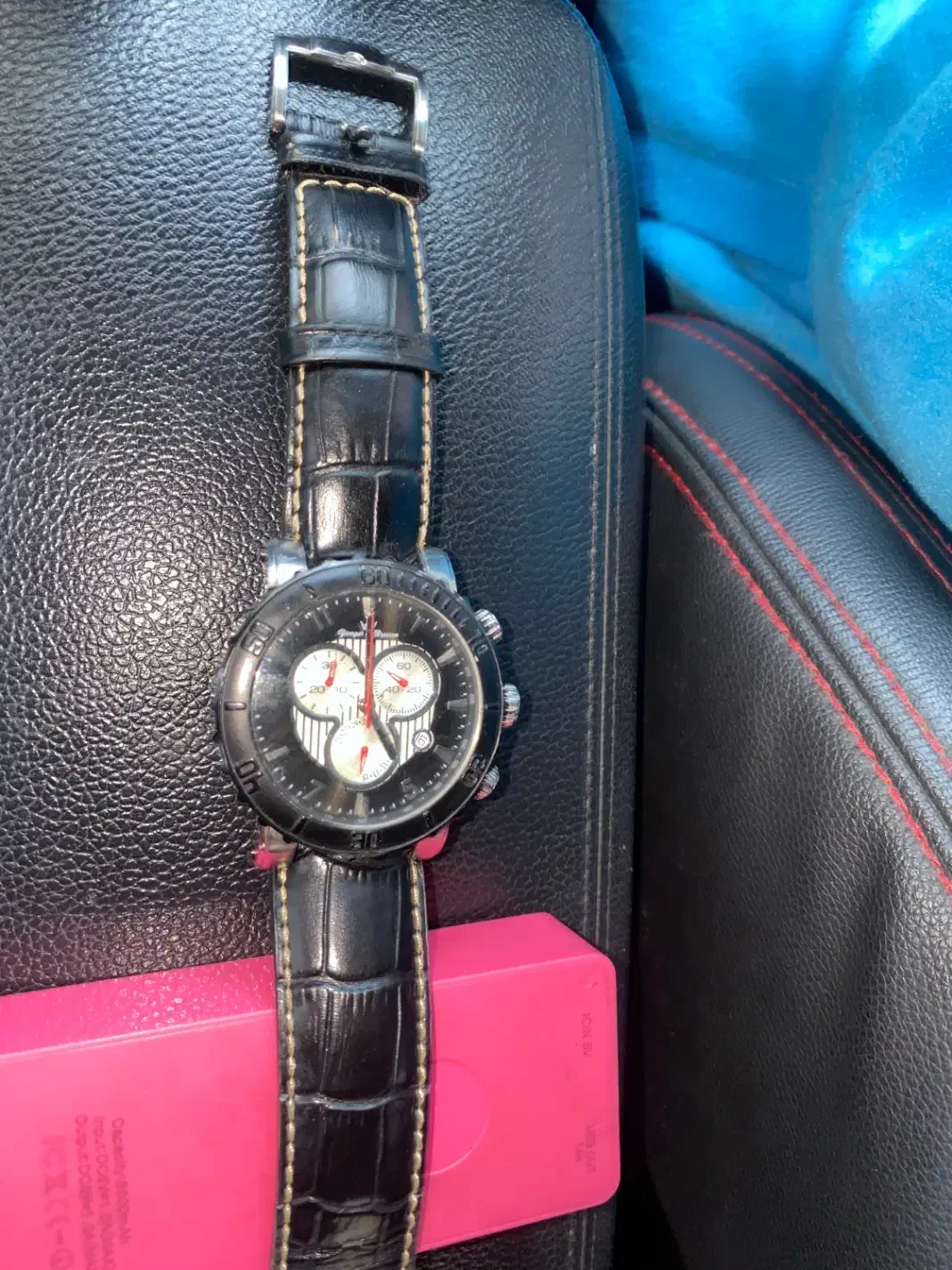 ساعت YOUNG&BRACON طرح بند چرمی|ساعت|رشت, گلسار|دیوار