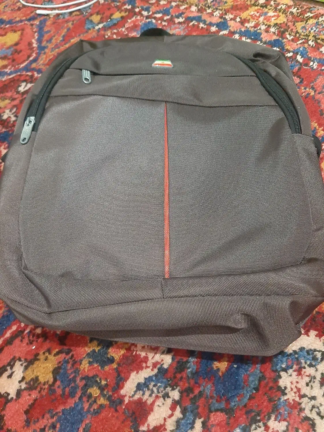 کیف|کیف، کفش، کمربند|اهر, |دیوار