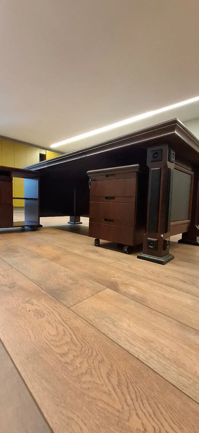 میز و صندلی مدیریتی لوکس - بسیار تمیز|دفتر کار|رشت, بلوار گیلان|دیوار