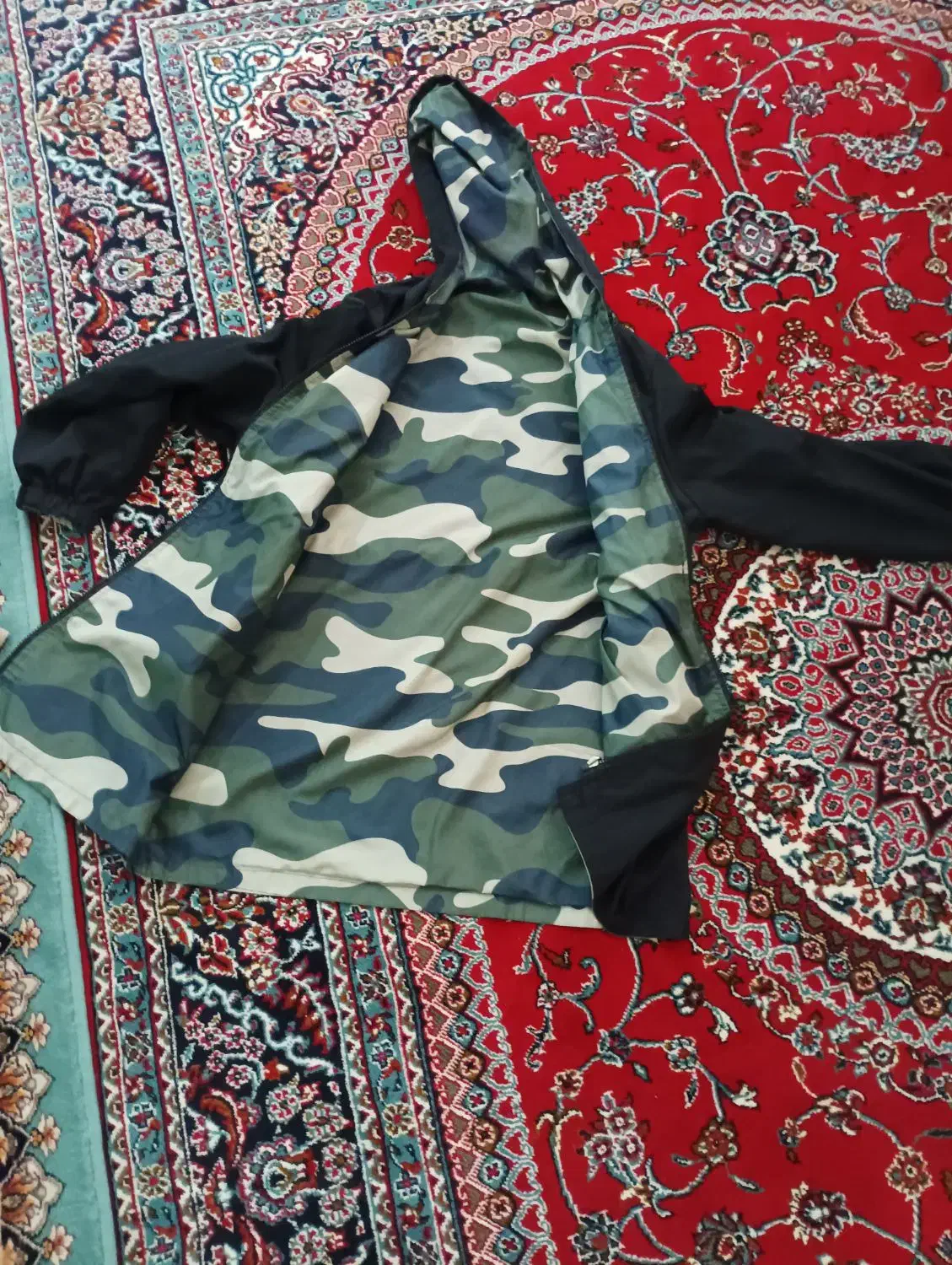 بارونی وبافت|لباس|سبزوار, شرق کال شمالی|دیوار