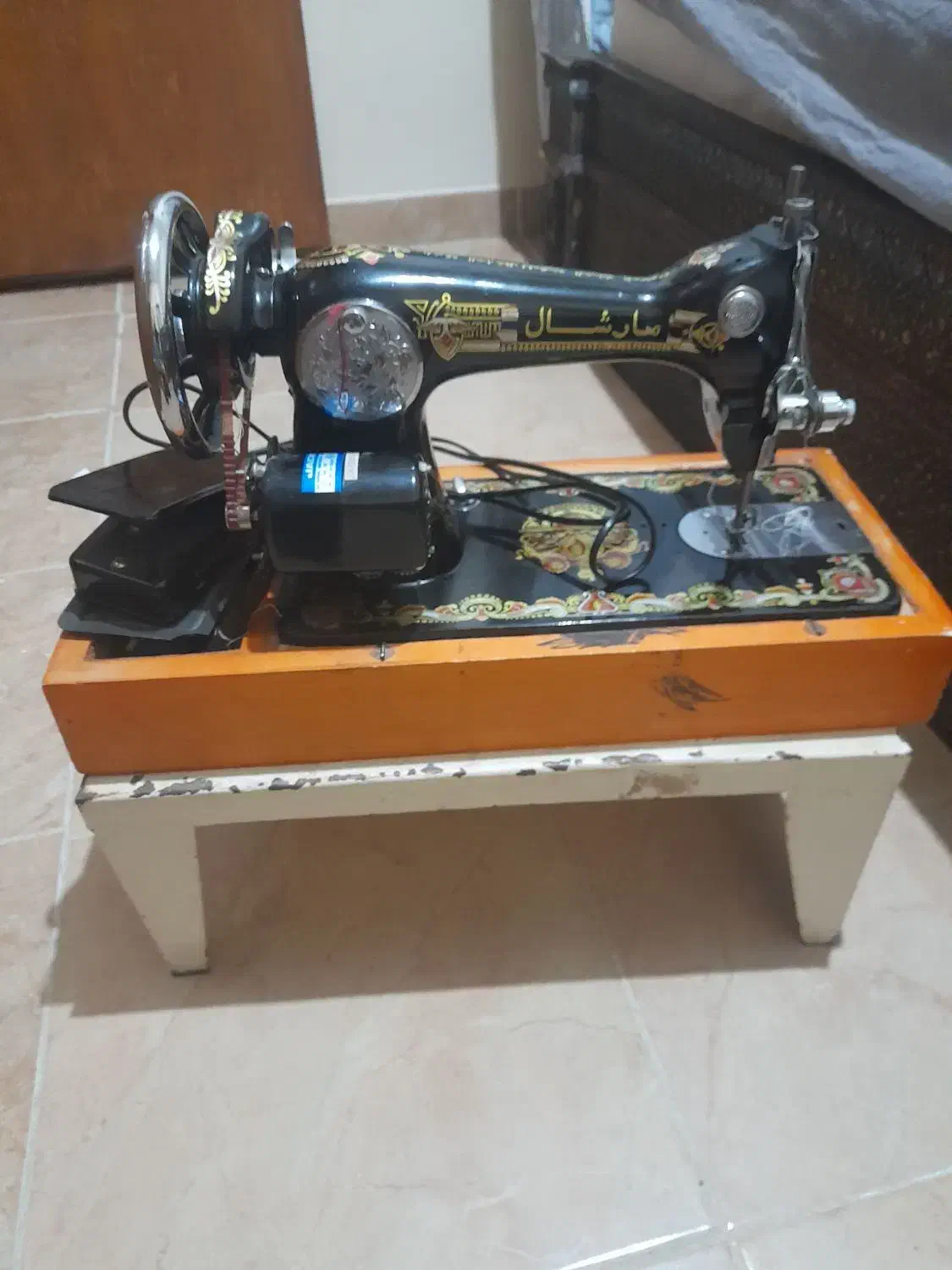 چرخ خیاطی برقی|چرخ خیاطی و ریسندگی|اردبیل, |دیوار