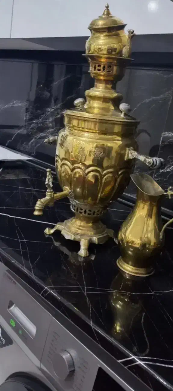 دو سماور برنزی قدیمی|سماور، چایساز، قهوهساز|اردبیل, |دیوار