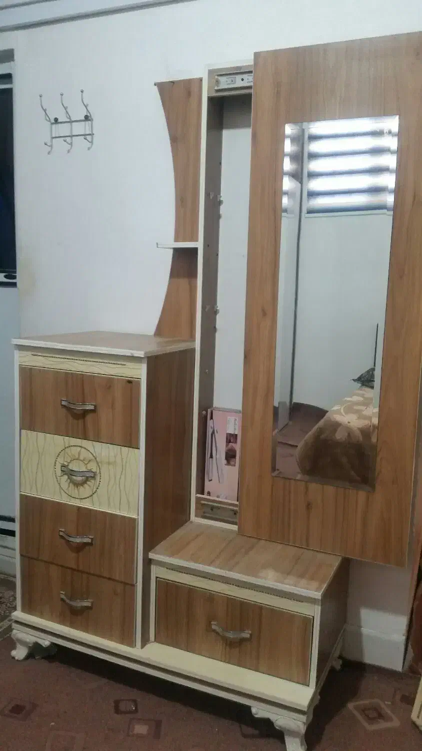 آیینه کنسول|بوفه، ویترین، کنسول|نیشابور, میدون بار|دیوار