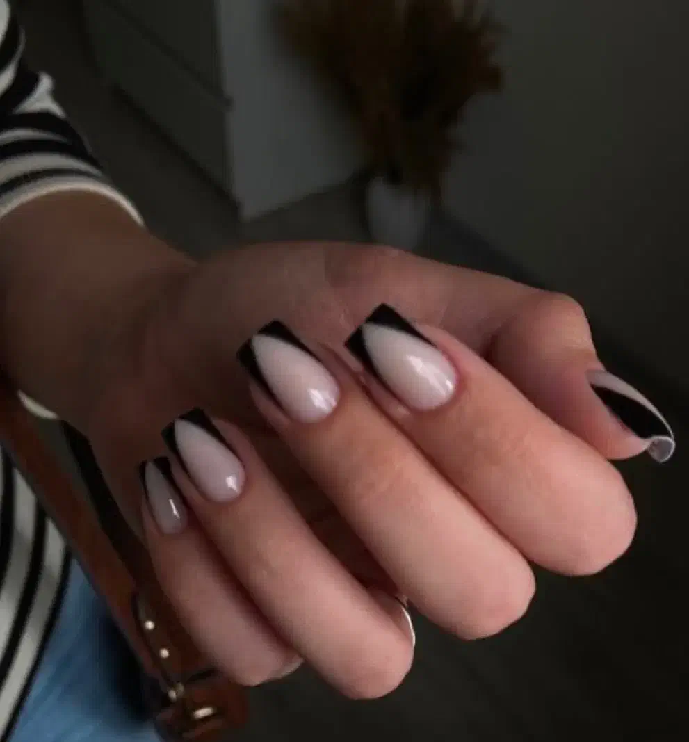 تخفیف کاشت ناخن برای کسانی که دو نفر میان|خدمات آرایشگری و زیبایی|نقده, |دیوار