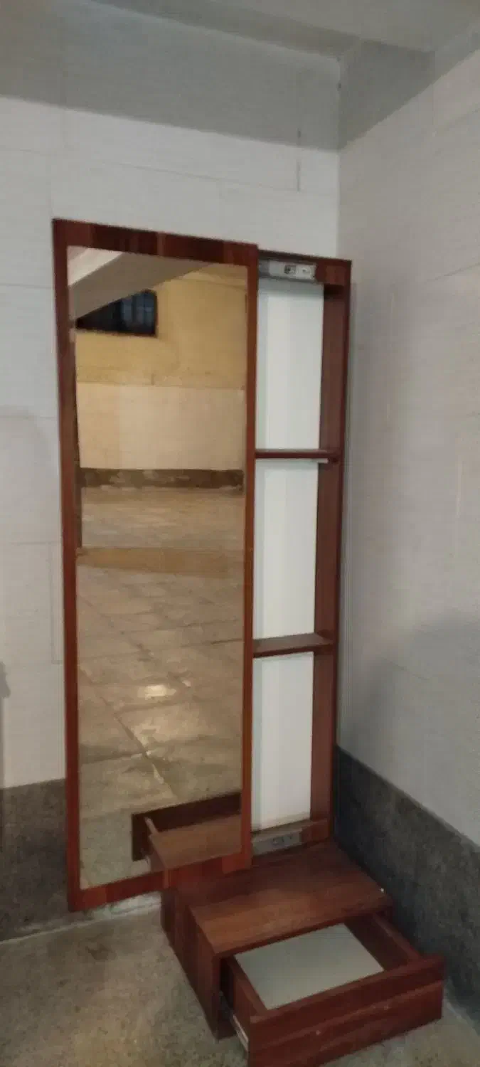 آینه قدی|آینه|رودهن, |دیوار