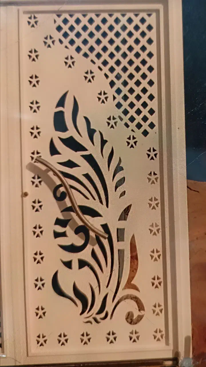 کارگاه جوشکاری و درب وپنجره سازی آکو صنعت|خدمات پیشه و مهارت|ایلام, |دیوار