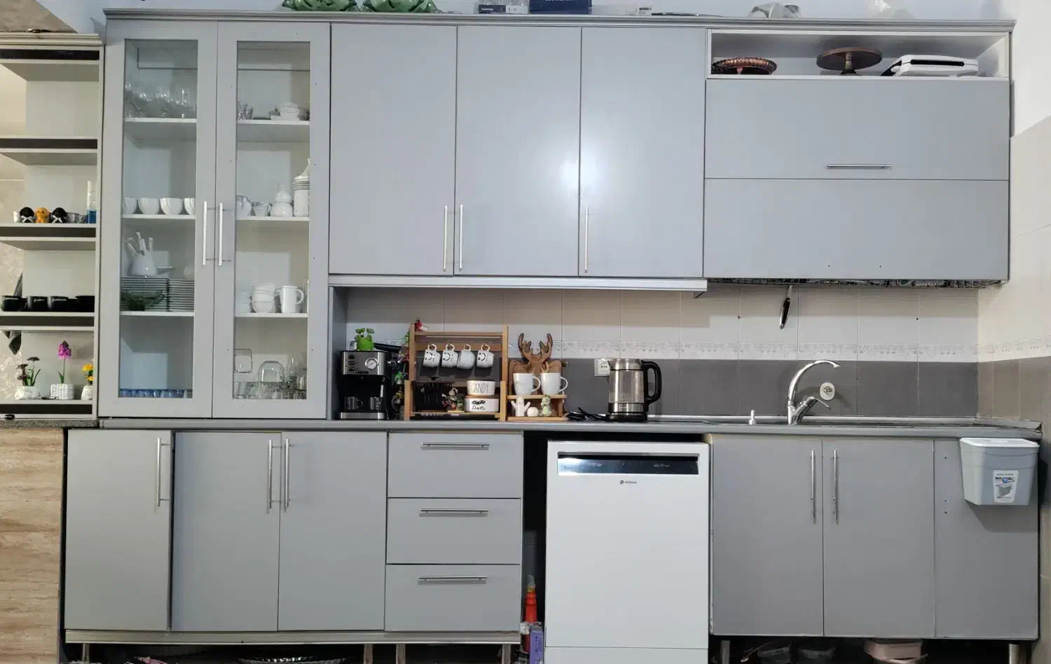 کابینت|مصالح و تجهیزات ساختمان|طارم, |دیوار