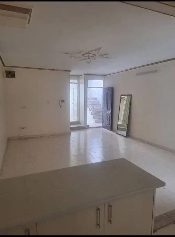 آپارتمان۶۵متر/پارکینگ دار/تخلیه/تکواحد/بلورسازی