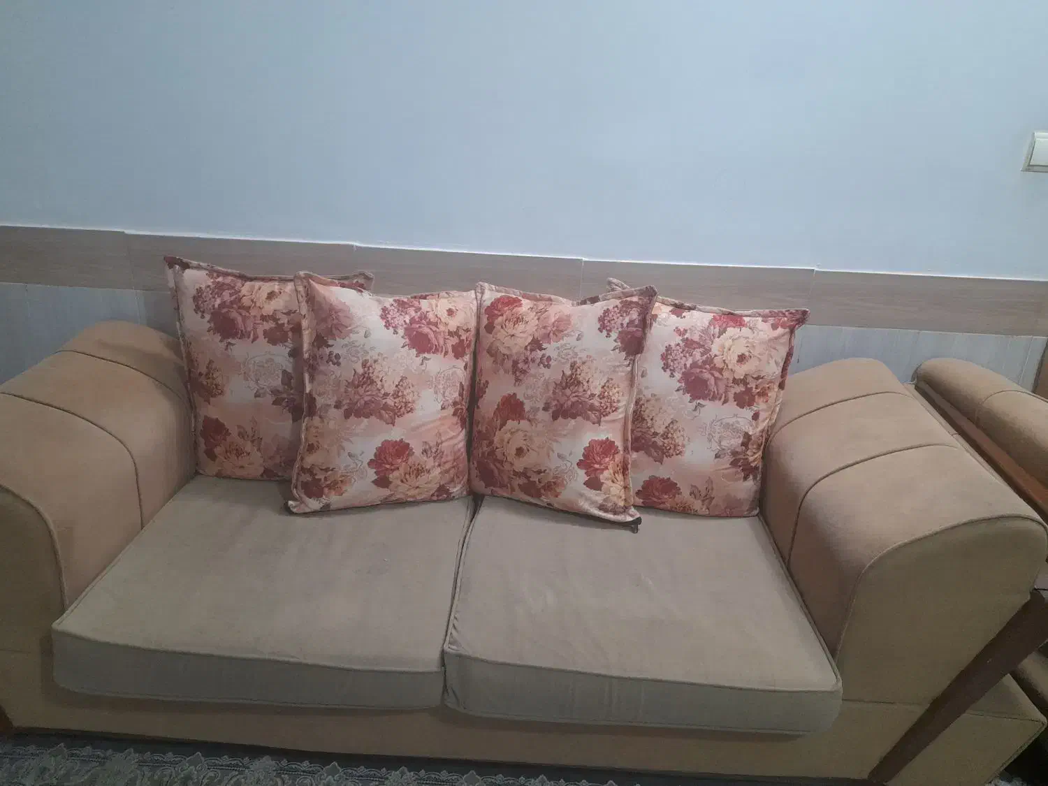 مبل هفت نفره بسیار تمیز|مبلمان خانگی و میز عسلی|تربت جام, یحیی آباد|دیوار