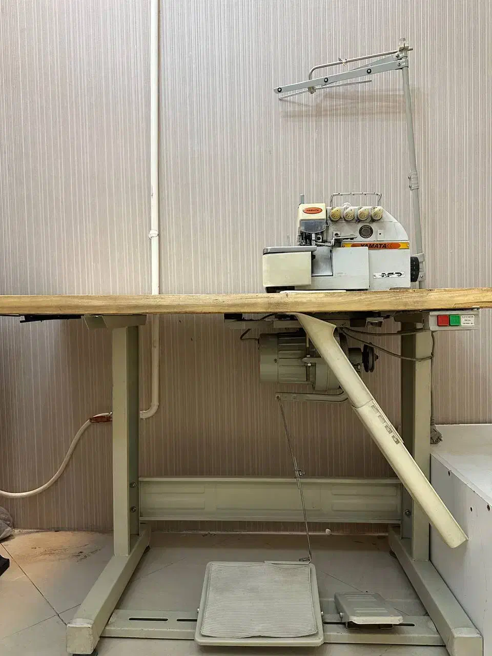 چرخ سردوز پنج نخ یاماتا|چرخ خیاطی و ریسندگی|مشهد, آزادشهر|دیوار