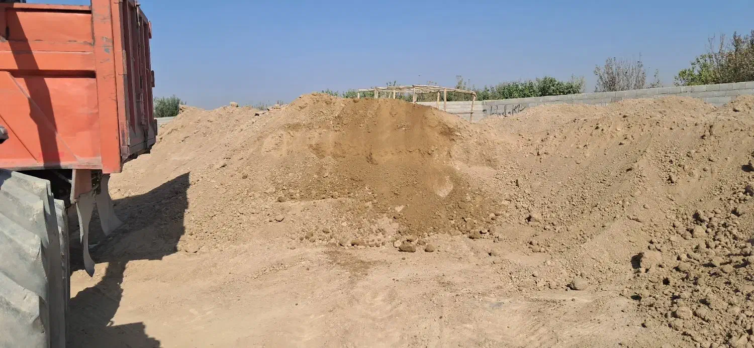 خاک باغچه و باغی|خدمات باغبانی و درختکاری|نجفآباد, قلعه سفید|دیوار