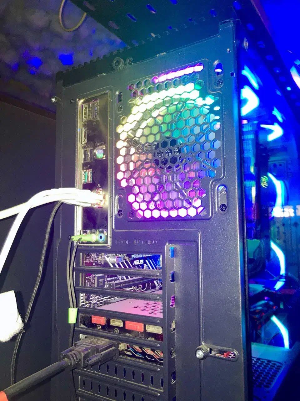 فروش کیس کامپیوتر گیمینگ|رایانه رومیزی|گنبد کاووس, |دیوار